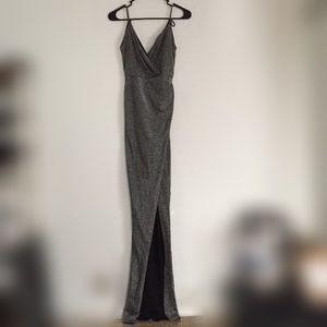 Stunning Slit Dress✨